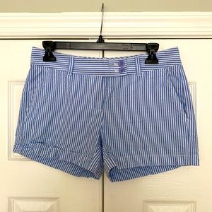Vineyard Vines blue seersucker shorts